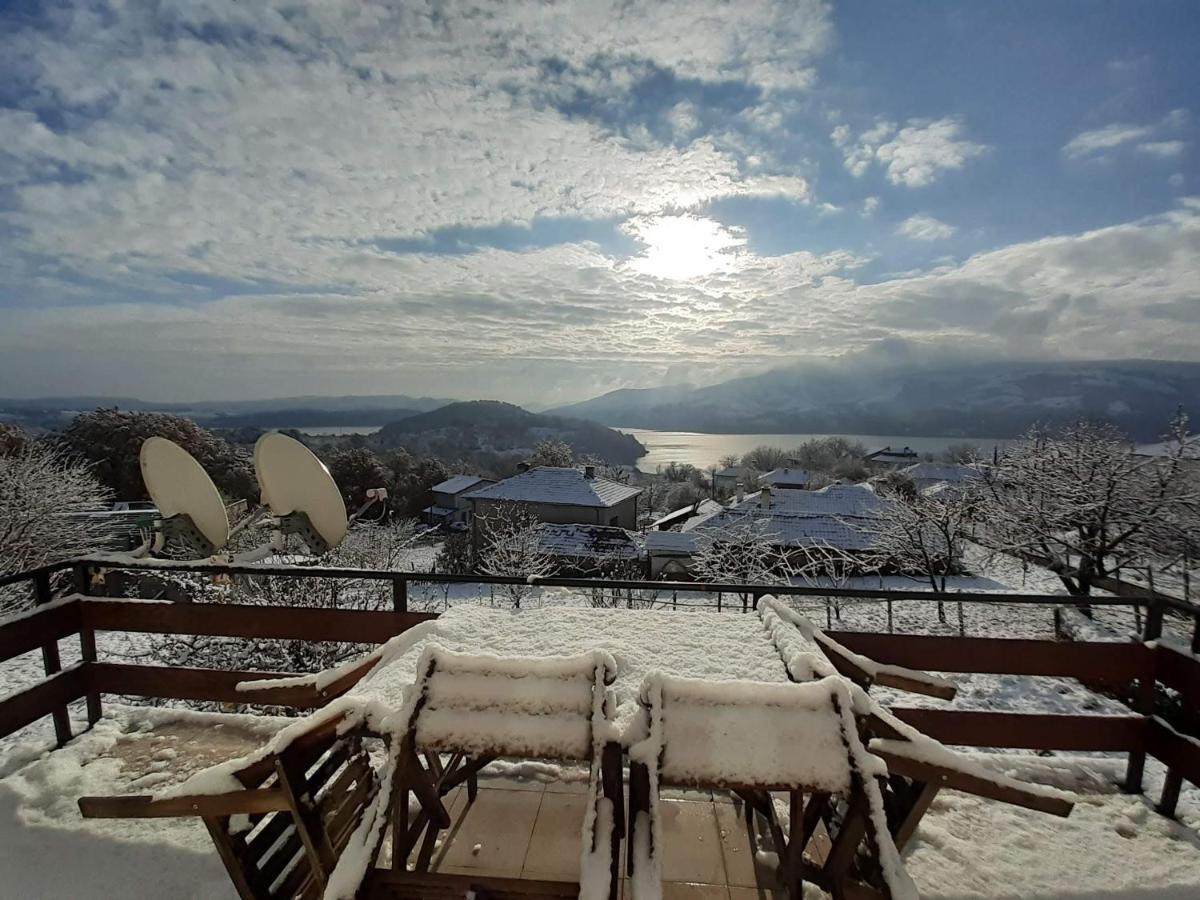 Mihaela Lake Retreat Yuvalar 외부 사진