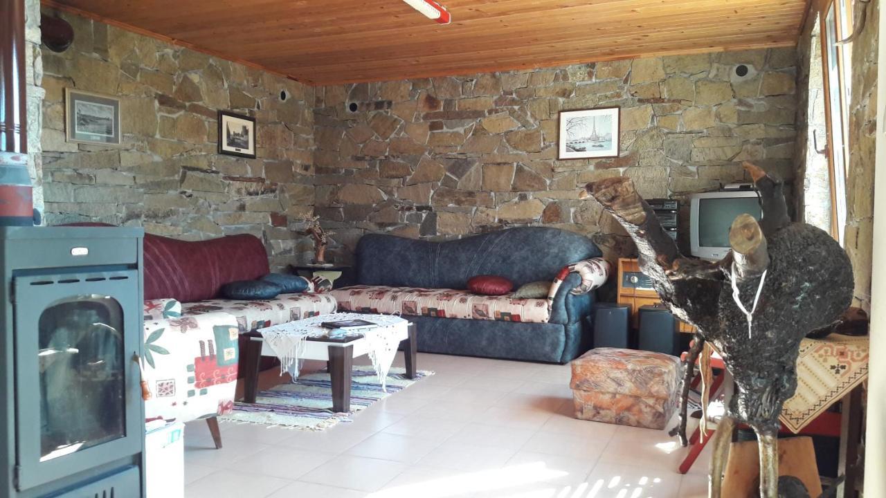 Mihaela Lake Retreat Yuvalar 외부 사진
